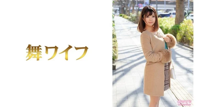 SDMU-996-C 昔付き合っていた同級生と再会してそのままW不倫…。当時着ていたセーラー服を着てもらって昔の